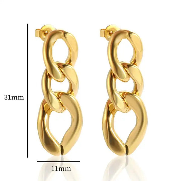 Poetic Gold Earring