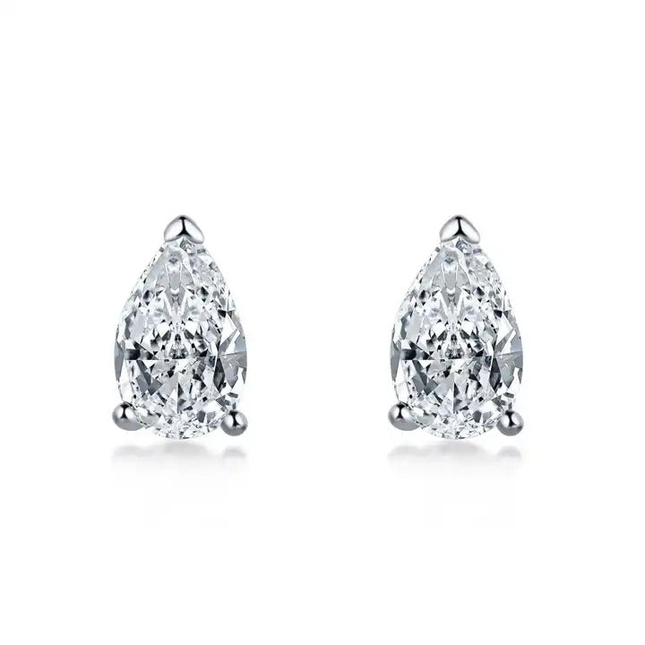 Ruthoo Stud Earring