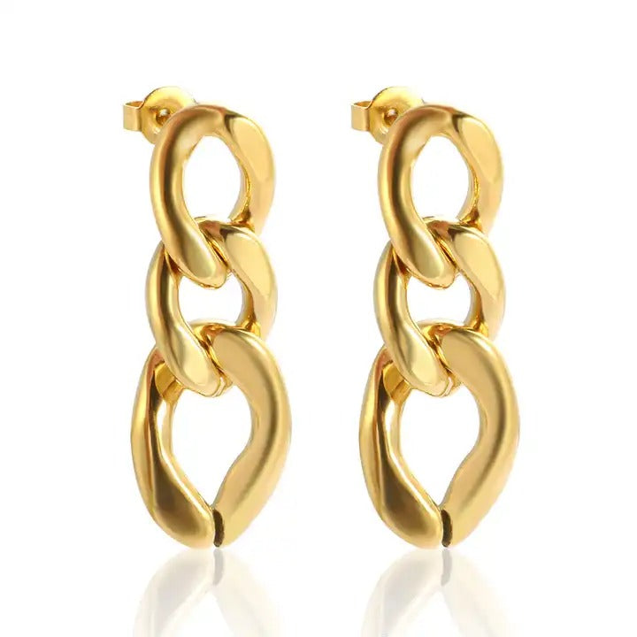 Poetic Gold Earring