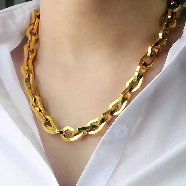 Grace Gold Necklace